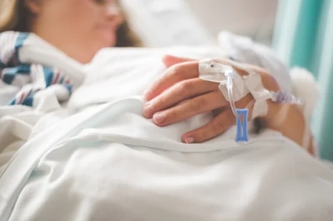 Phẫu thuật thẩm mỹ là gì? Những điều cần biết trước khi quyết định làm đẹp